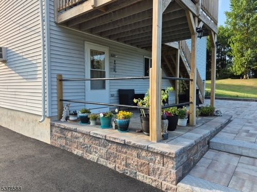 2-208 State Rt 284, Sussex, NJ, 07461-3912 | Card Image