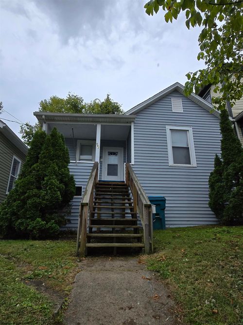 992 W Pike St, Clarksburg, WV, 26301-2554 | Card Image