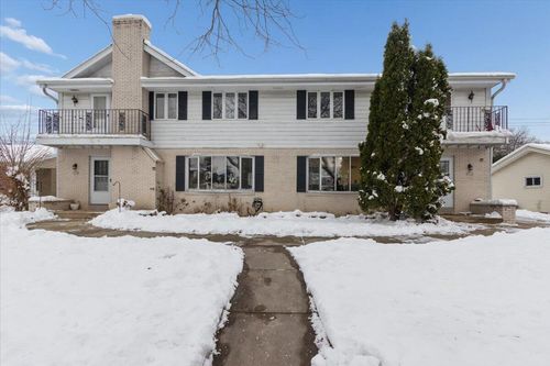 5510-5508 Serene Court, Greendale, WI, 53129 | Card Image