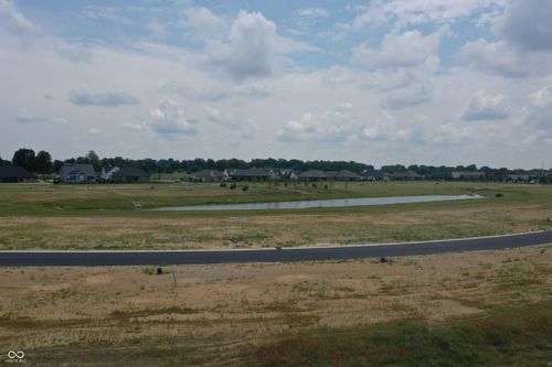 1676 Mill Pond Ln, Franklin, IN, 46131-5554 | Card Image