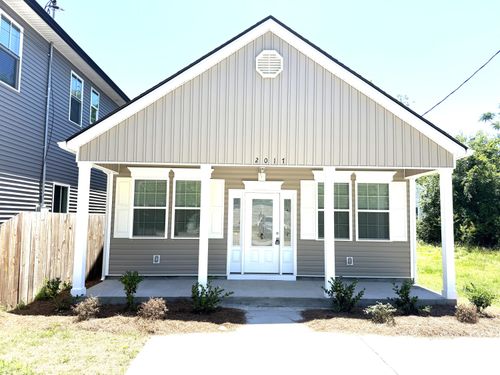 2017 Groveland Ave, North Charleston, SC, 29405-6102 | Card Image