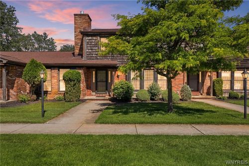 144-144 Wedgewood Dr, Williamsville, NY, 14221-1400 | Card Image