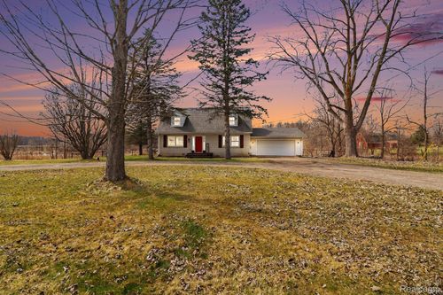 4837 Mack Rd, Howell, MI, 48855-9219 | Card Image