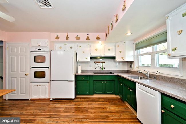 2 E Patricia Rd, House other with 3 bedrooms, 3 bathrooms and null parking in HOLLAND PA | Image 15