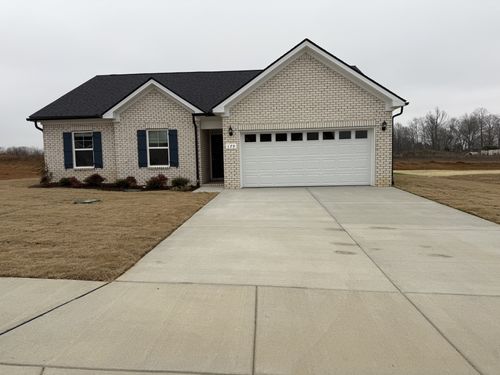 179 Watershed Ct, Ashland City, TN, 37015-2151 | Card Image