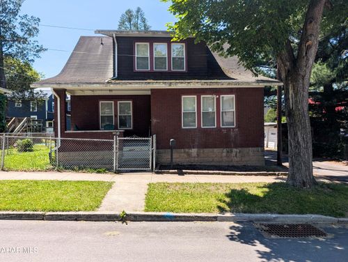 243 Lunen Street, Johnstown, PA, 15902 | Card Image
