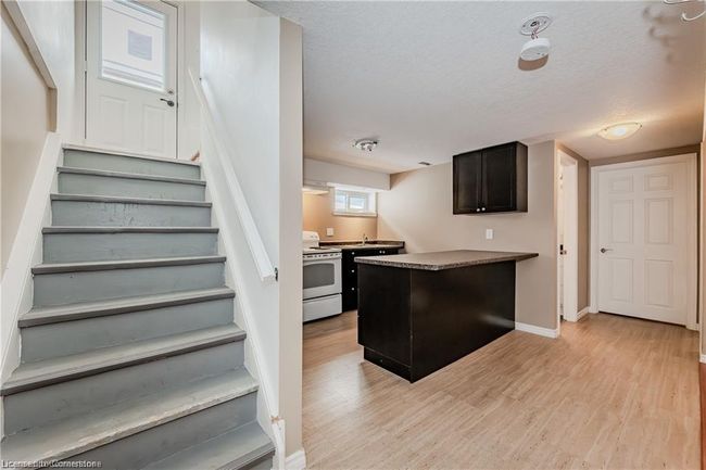 140 Brant Ave, House other with 5 bedrooms, 2 bathrooms and 4 parking in Guelph ON | Image 26