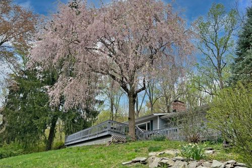 160 Spring Hill Rd, Skillman, NJ, 08558-1418 | Card Image