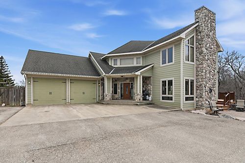 70832 280th Street, Redwood Falls, MN, 56283 | Card Image