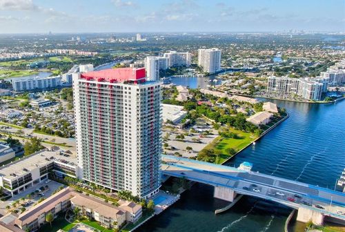 r710-2602 E Hallandale Beach Blvd, Hallandale Beach, FL, 33009-4819 | Card Image