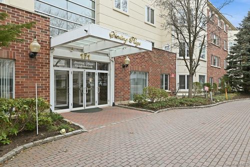 171 Great Neck Road, North Hempstead, NY, 11023 | Card Image