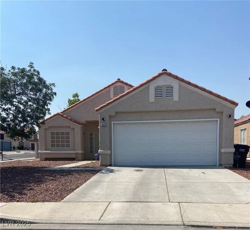 1121 Basin Brook Dr, North Las Vegas, NV, 89032-7833 | Card Image