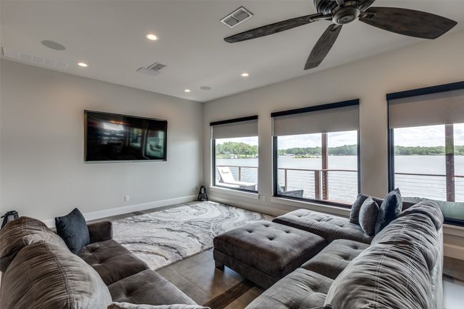 16822 Perry St, House other with 3 bedrooms, 1 bathrooms and null parking in Tyler TX | Image 19