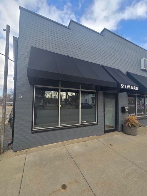 b-511 W Main St, Genoa, IL, 60135-1109 | Card Image