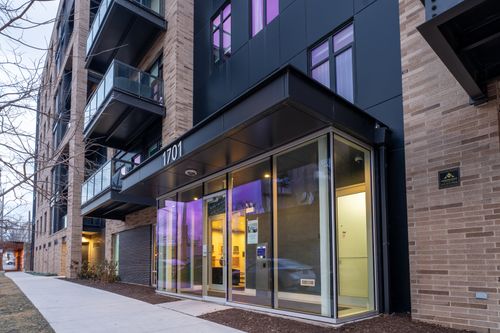 605-1701 Webster Ave, Chicago, IL, 60614-0057 | Card Image