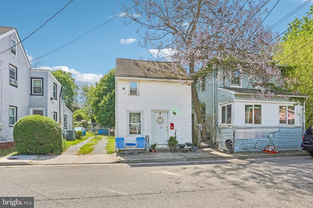 Residential in SALEM 3