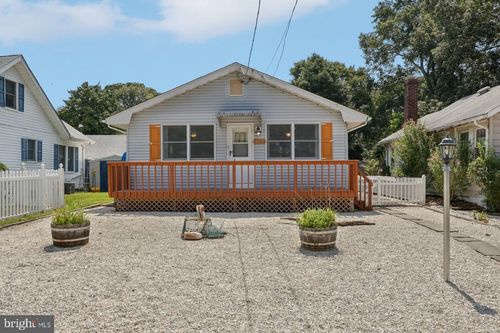 218 Swan Blvd, TOMS RIVER, NJ, 08753-7242 | Card Image