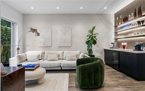 1396 Harbor Vw W, Hollywood, FL, 33019-5053 | Card Image