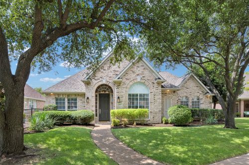 5687 Southern Hills Dr, Frisco, TX, 75034-6856 | Card Image