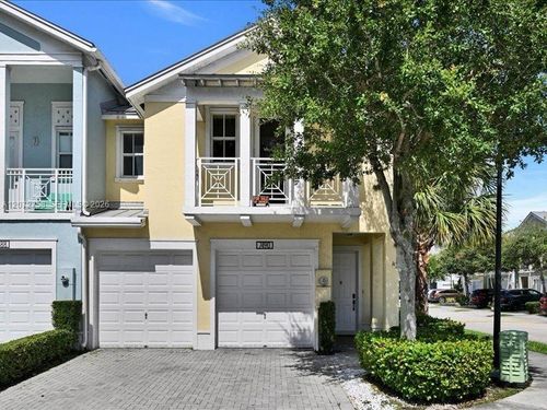 7490 Nw 115th Ct, Doral, FL, 33178-2332 | Card Image