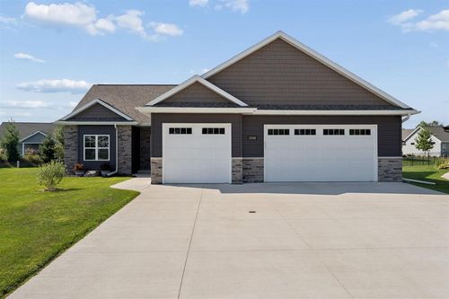 2146 Caroline Court, FOX CROSSING, WI, 54956 | Card Image