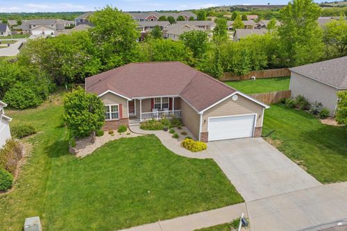 512 Harland Drive, Manhattan, KS, 66503 | Card Image