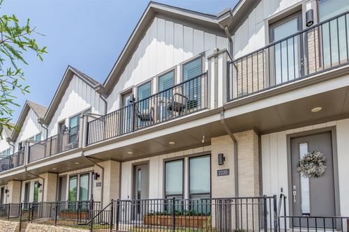 2220 Rook Dr, Dallas, TX, 75211-1865 | Card Image