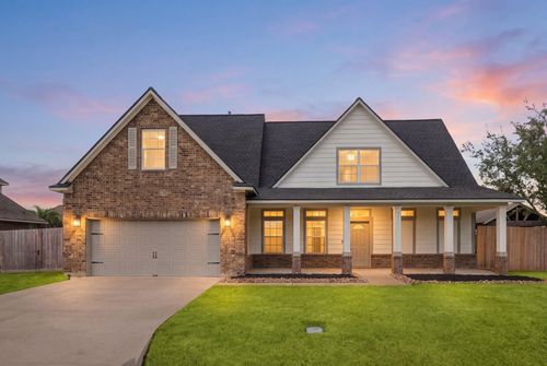 13911 Martinique Ln, Mont Belvieu, TX, 77523-2140 | Card Image