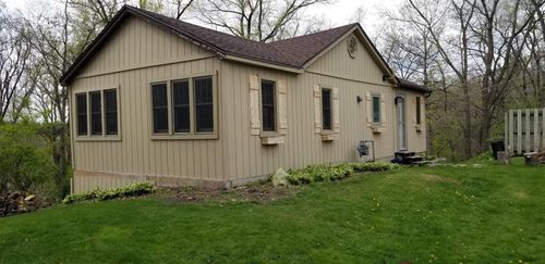 136 Hickory Nut Ln, Edgerton, WI, 53534-9318 | Card Image