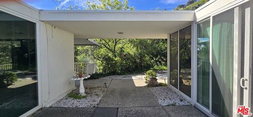1905 Beverly Place, Beverly Hills, CA, 90210 | Card Image