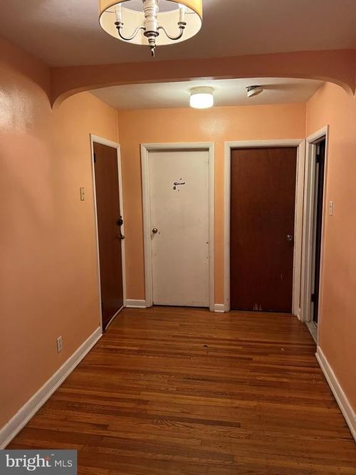 936 Brighton St, PHILADELPHIA, PA, 19111-4129 | Card Image