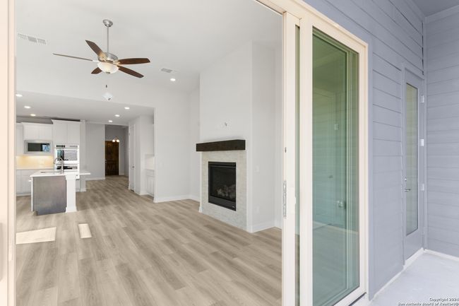 948 Nolte Bnd, House other with 3 bedrooms, 3 bathrooms and null parking in Seguin TX | Image 31