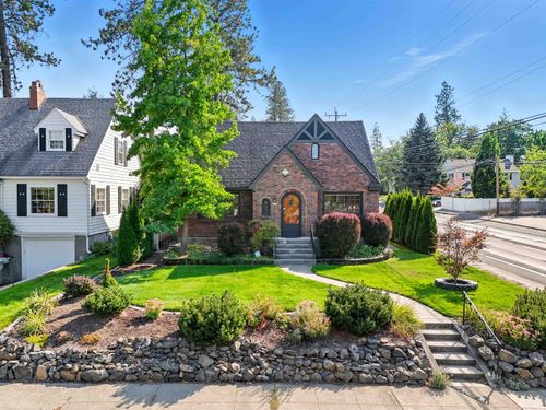 227 W 26th Ave, Spokane, WA, 99203-1821 | Card Image
