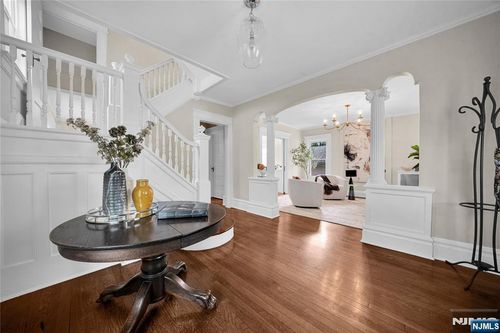 25 Orange Heights Ave, West Orange, NJ, 07052-4409 | Card Image