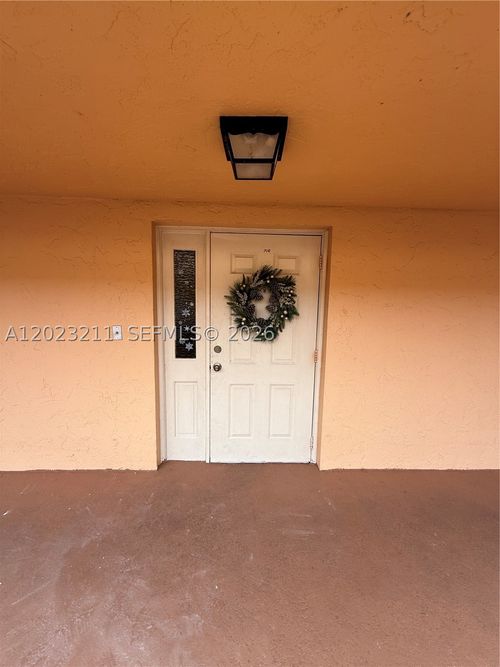 306-450 Commodore Dr, Plantation, FL, 33325-2157 | Card Image