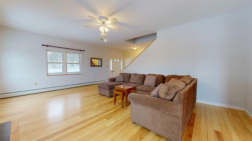 342 Sunrise Dr, Huntington, VT, 05462-4404 | Card Image