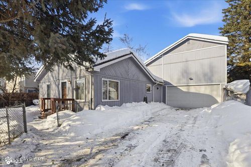 520 Patsy St, Anchorage, AK, 99504-1961 | Card Image
