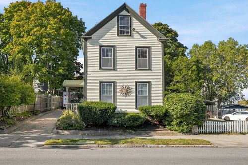 75 Nahant St, Lynn, MA, 01902-3303 | Card Image