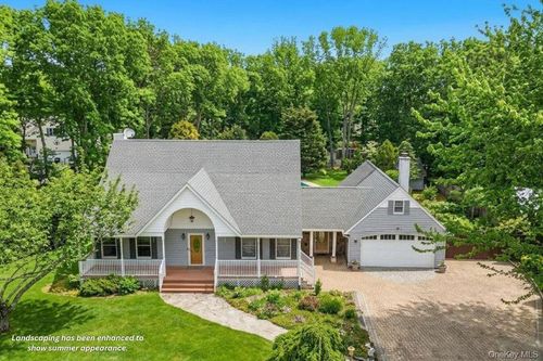 18 Jerusalem Hollow Rd, Manorville, NY, 11949-3123 | Card Image