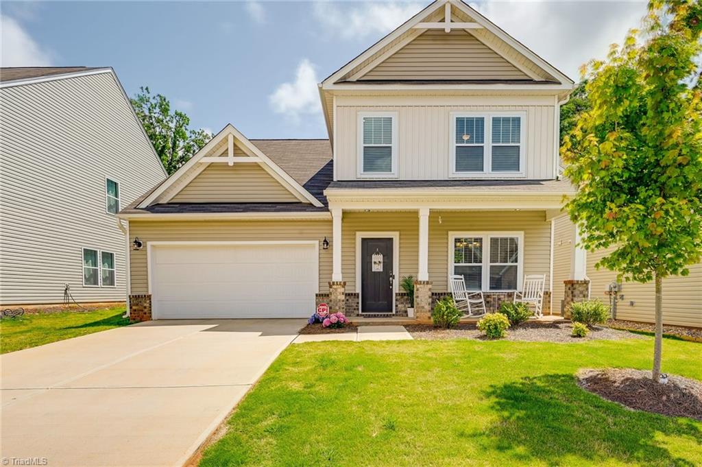 Finwick Dr, Pfafftown, NC 27040