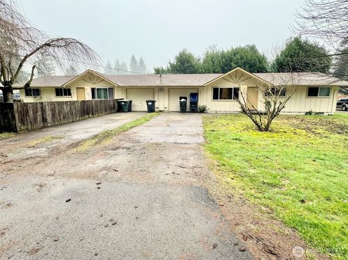 2106-2102 Golf Club Rd Se, Lacey, WA, 98503-7061 | Card Image