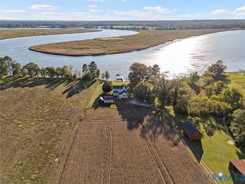 1765 Clifton Ln, Little Plymouth, VA, 23091-2221 | Card Image