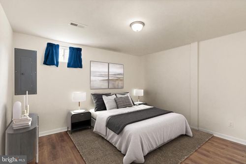 2813 Slingerland Dr, FREDERICKSBURG, VA, 22408-8057 | Card Image