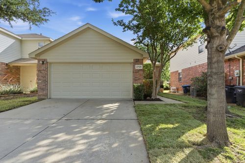 2729 Mountain Lion Dr, Fort Worth, TX, 76244-4790 | Card Image