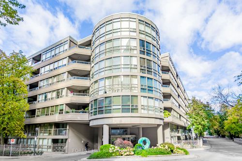 307-18 Lower Village Gate, York, ON, M5P3M1 | Card Image