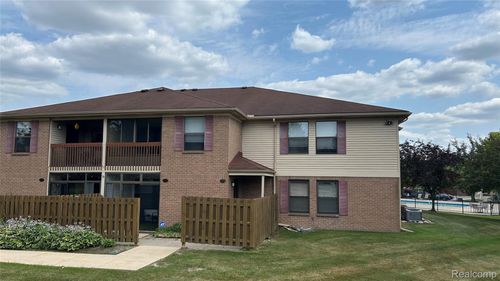 19257 Surrey Ln, Northville Township, MI, 48167-3141 | Card Image
