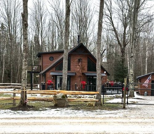 9231 Gierke Rd, Manistique, MI, 49854 | Card Image