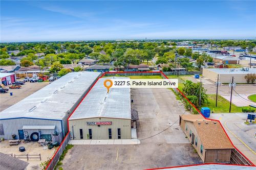 3227 S Padre Island Dr, Corpus Christi, TX, 78415-2902 | Card Image