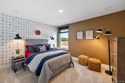 26684 Starters Way, South Lyon, MI, 48178-1394 | Card Image