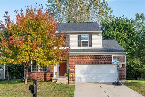 1695 Wimbledon Dr, Fairborn, OH, 45324-6019 | Card Image